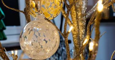 Why Glass Decor Is a Must-Have for Christmas Interior Design