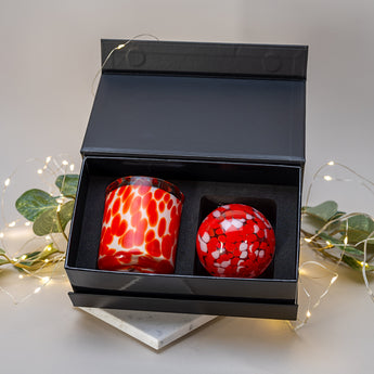 Bauble gift set: Red and white
